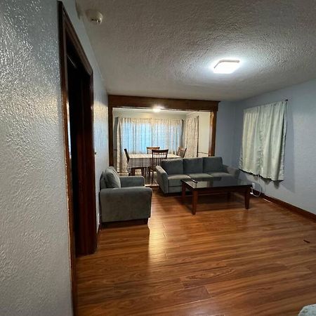 Comfy Getaway At Falls! Apartment Ниагарски водопад Екстериор снимка