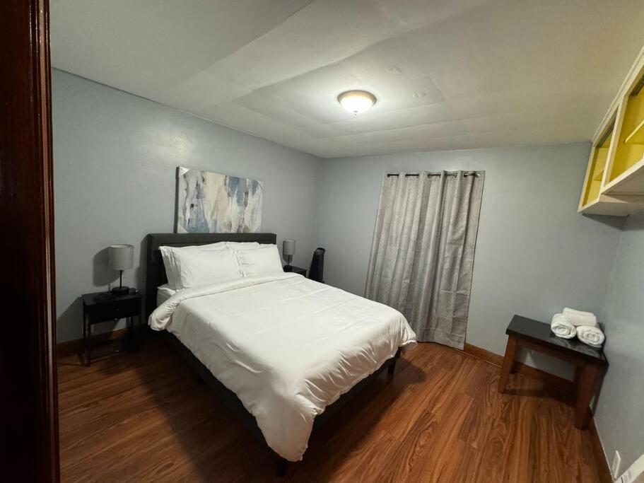 Comfy Getaway At Falls! Apartment Ниагарски водопад Екстериор снимка
